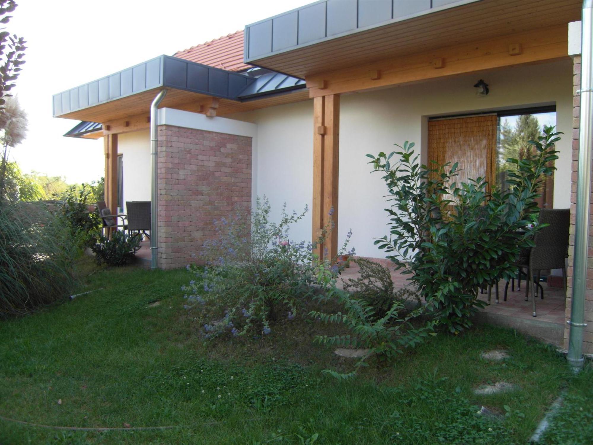Edina Vendeghaz-Gyenesdias Apartment Exterior photo
